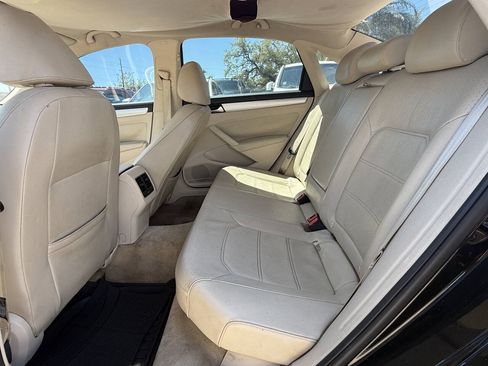 Used 2013 Volkswagen Passat 2.5 SE FWD image 17