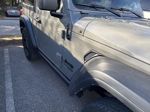 Used 2021 Jeep Wrangler Sport S image 5