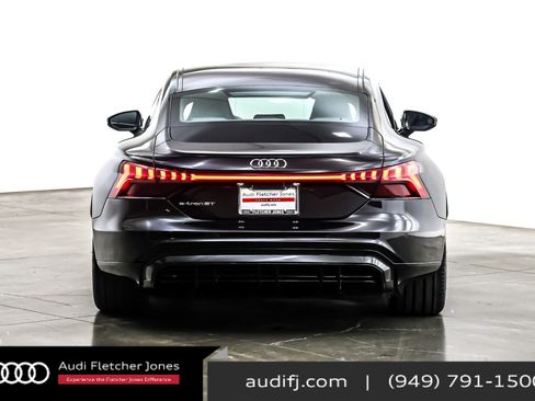 Used 2022 Audi e-tron GT Premium Plus w/ Performance Package image 3