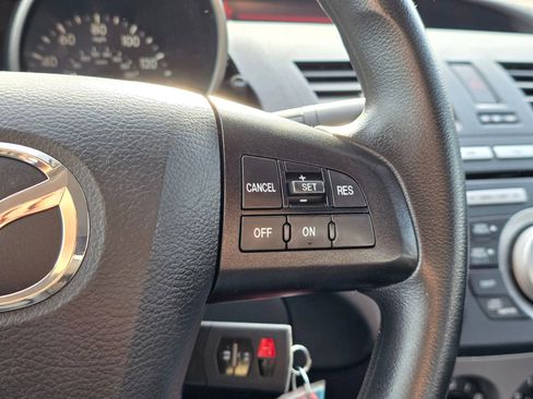 Used 2010 MAZDA MAZDA3 i Touring image 25