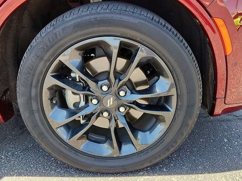 Used 2022 Dodge Durango R/T w/ Blacktop Package RWD image 7