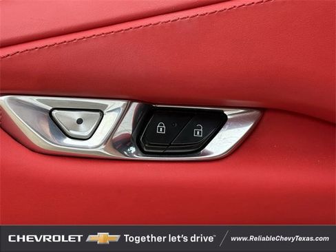 Used 2023 Chevrolet Corvette Stingray Premium Conv w/ Z51 Performance Package image 32