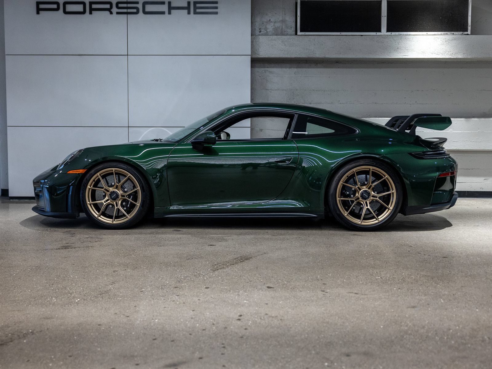 Certified 2026 Porsche 911 GT3 RWD image 2