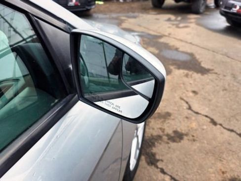 Used 2018 Ford Focus SE image 40