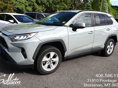 Used 2020 Toyota RAV4 XLE AWD/4WD image 1