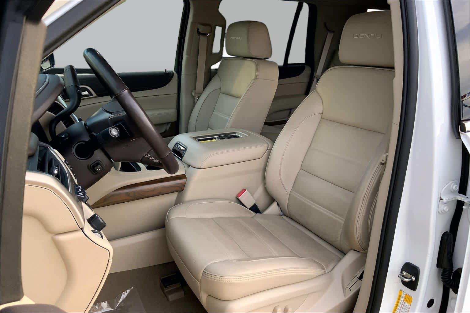 Used 2019 GMC Yukon Denali RWD image 7