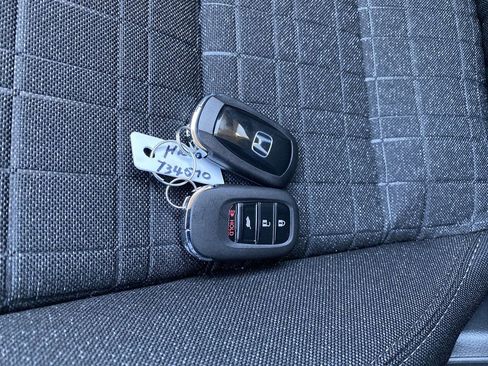 New 2026 Honda HR-V LX image 25