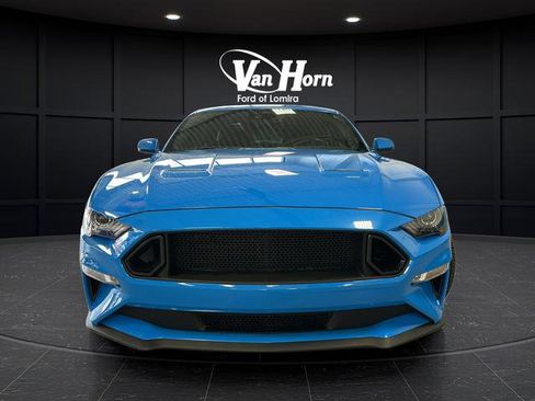 Used 2022 Ford Mustang GT Premium w/ Equipment Group 401A RWD image 2