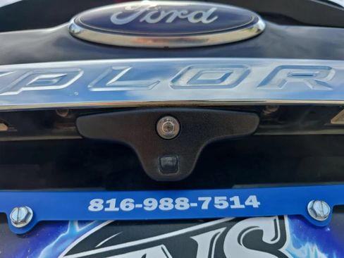 Used 2018 Ford Explorer Limited AWD/4WD image 19