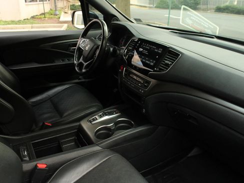 Used 2021 Honda Passport EX-L image 25