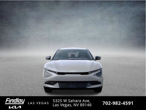 New 2026 Kia EV6 Wind RWD image 2
