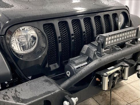 Used 2021 Jeep Wrangler Unlimited Sport AWD/4WD image 31