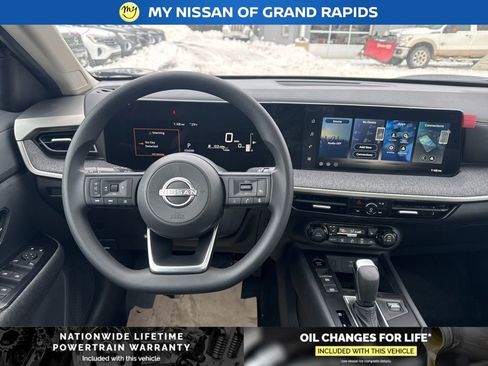 New 2026 Nissan Kicks SV w/ SV Premium Package image 15