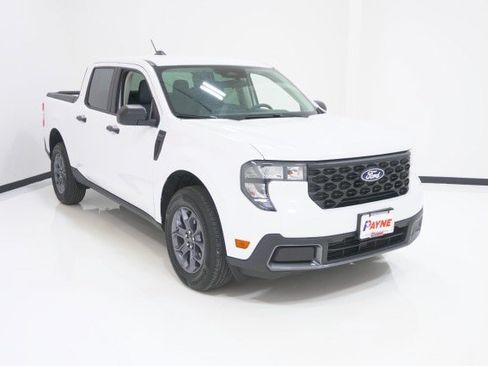 Certified 2025 Ford Maverick XLT w/ Equipment Group 302A AWD/4WD image 3