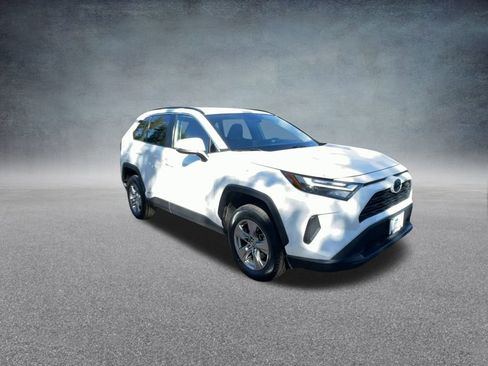 Used 2024 Toyota RAV4 XLE image 26