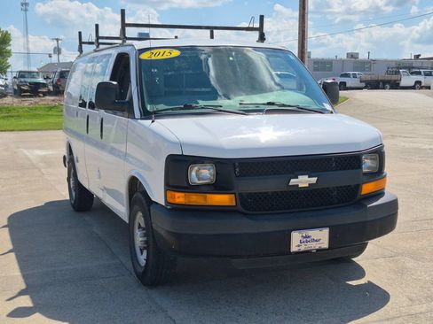 Used 2015 Chevrolet Express 2500 RWD image 1
