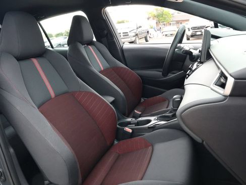 Used 2026 Toyota Corolla SE FWD image 27