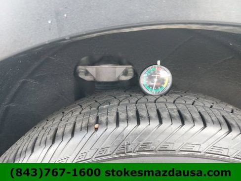 Used 2021 Kia Sorento LX FWD image 40