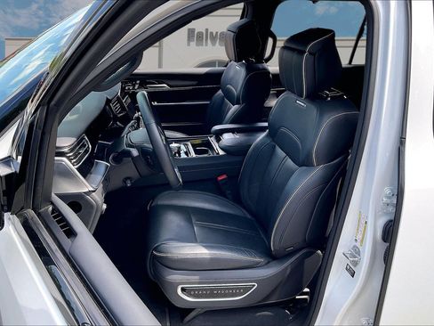 Certified 2025 Jeep Grand Wagoneer Series II Obsidian w/ Quick Order Packagew 28T AWD/4WD image 24