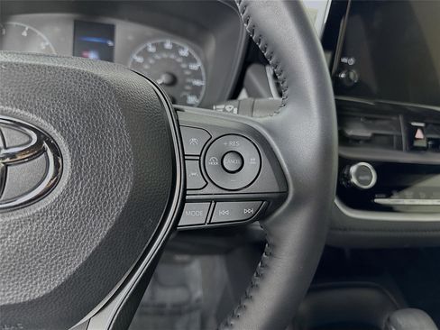 Certified 2023 Toyota Corolla SE image 17