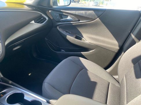 Used 2020 Chevrolet Malibu LS w/ Driver Confidence Package II image 24