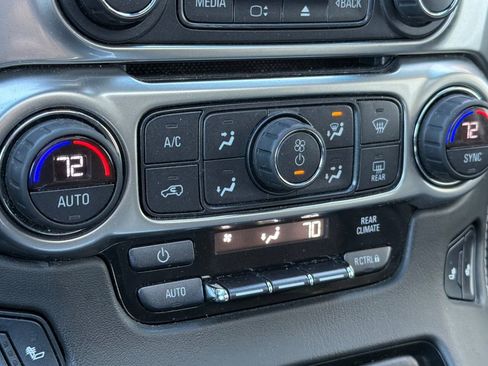 Used 2018 Chevrolet Tahoe LT image 21