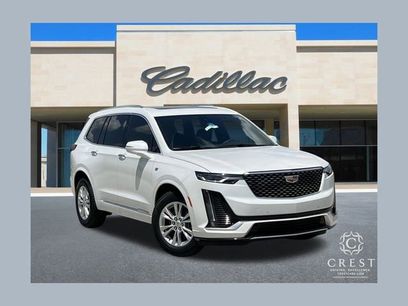 New 2025 Cadillac XT6 Luxury
