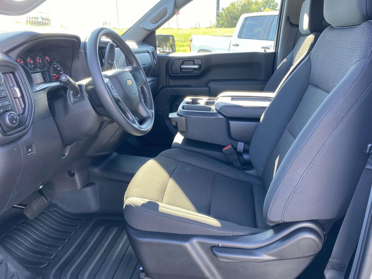 Used 2026 Chevrolet Silverado 1500 W/T w/ WT Safety Package AWD/4WD image 21