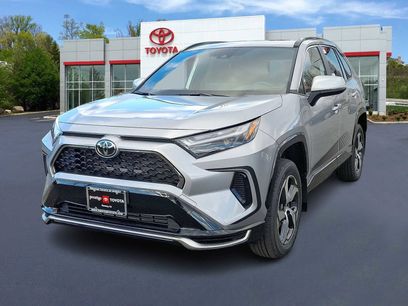 New 2025 Toyota RAV4 SE