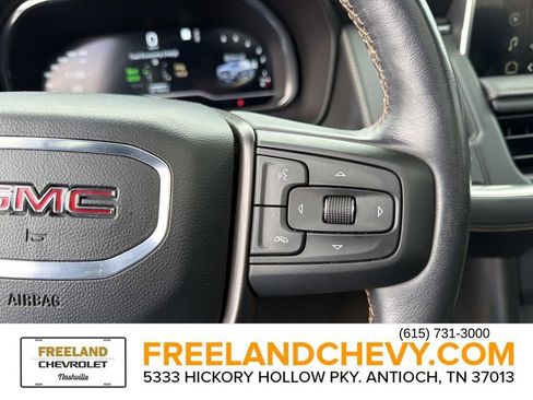 Used 2022 GMC Yukon AT4 image 35