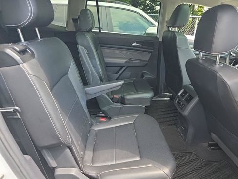 Used 2023 Volkswagen Atlas SEL AWD/4WD image 11