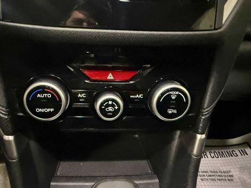 Used 2020 Subaru Forester Premium image 35