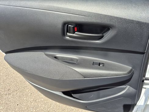 Certified 2025 Toyota Corolla LE w/ Convenience Package image 19