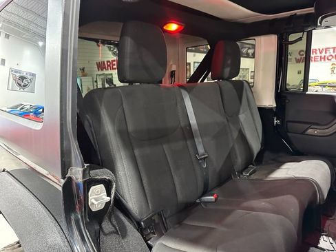 Used 2016 Jeep Wrangler Unlimited Sport w/ Quick Order Package 23S image 16