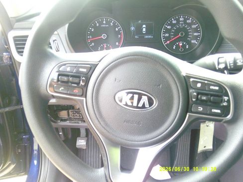 Used 2018 Kia Optima LX FWD image 8