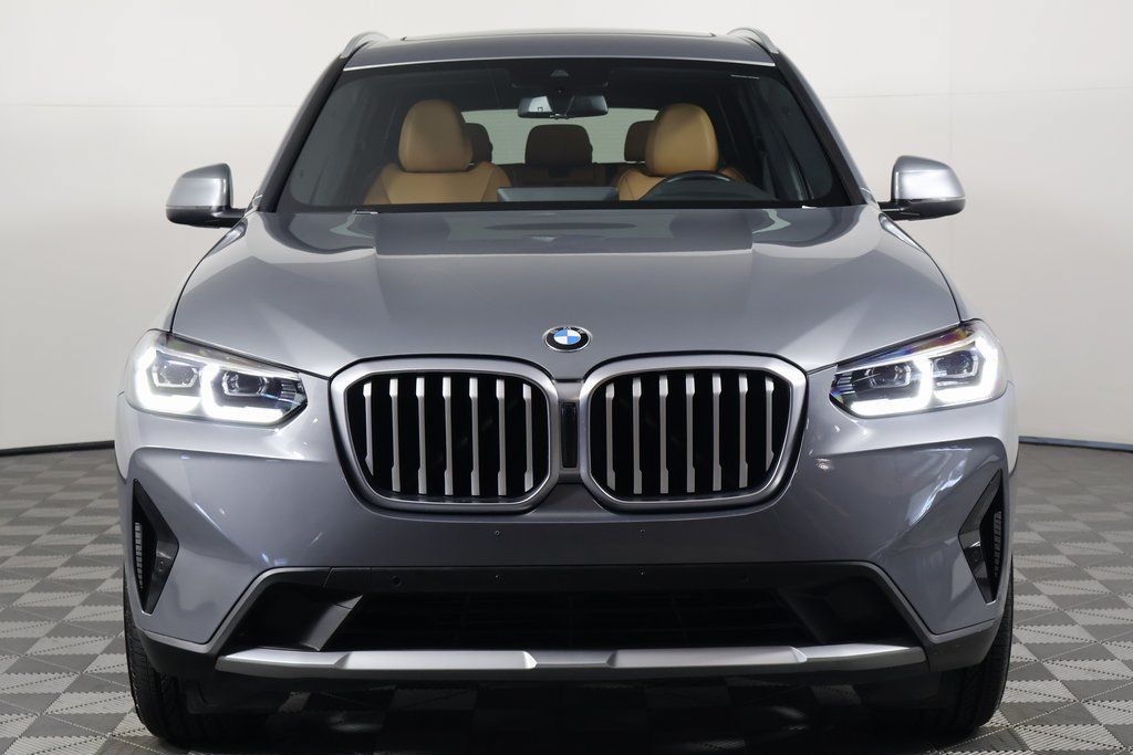 Used 2023 BMW X3 sDrive30i w/ Premium Package RWD image 2