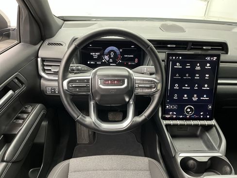 Certified 2025 GMC Terrain Elevation AWD/4WD image 12