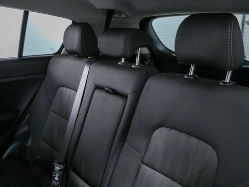 Used 2022 Kia Sportage LX FWD image 24