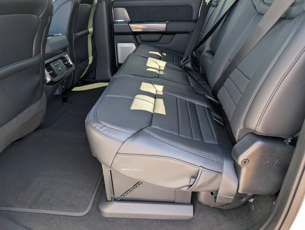 New 2026 Ford F250 Platinum AWD/4WD image 6