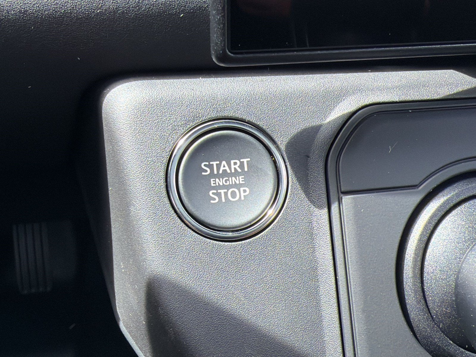 New 2026 Land Rover Defender 110 S AWD/4WD image 17