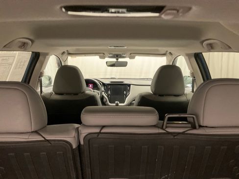 Used 2020 Subaru Outback Limited w/ Popular Package #2 AWD/4WD image 13