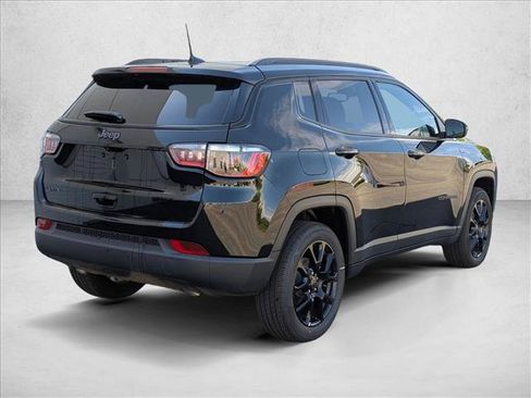 New 2026 Jeep Compass Latitude AWD/4WD image 2