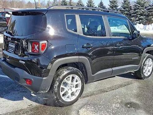 Certified 2021 Jeep Renegade Latitude image 8