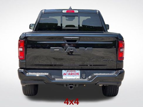 New 2026 RAM 1500 Express AWD/4WD image 18