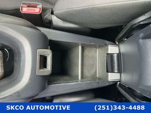 Used 2021 Honda HR-V LX image 25