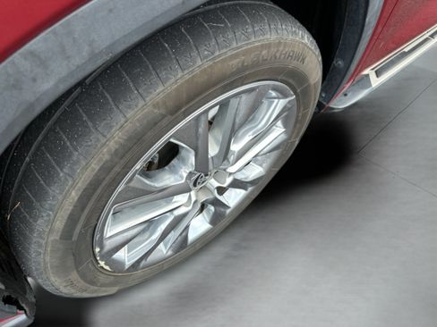 Used 2021 Toyota Highlander Limited FWD image 28