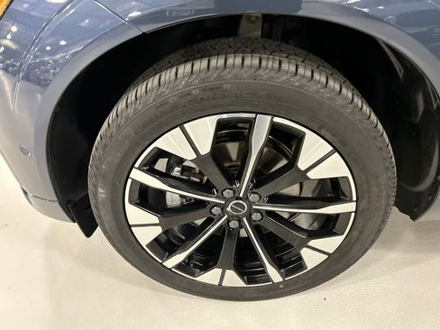 Used 2026 Volvo XC60 B5 Plus w/ Protection Package Premier image 8