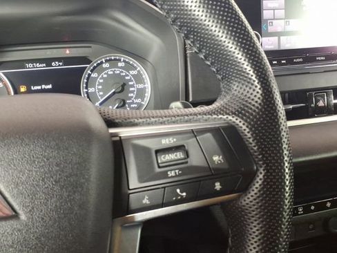 Used 2022 Mitsubishi Outlander SEL Black Edition image 16