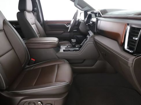 Used 2023 GMC Sierra 1500 Denali w/ Technology Package AWD/4WD image 33