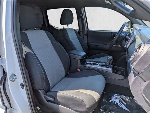Used 2023 Toyota Tacoma TRD Off-Road w/ Advanced Technology Package AWD/4WD image 21